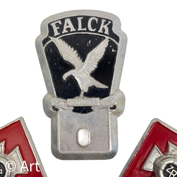 Tre vintage Falck- og Zonenskilte
