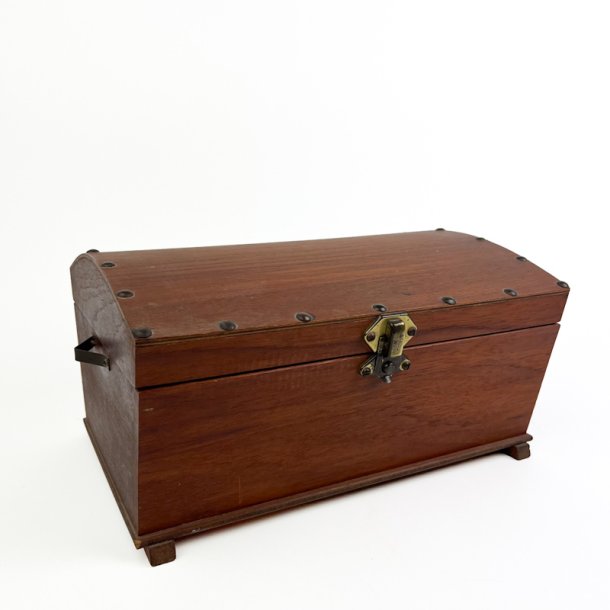 Vintage syskrin med sytilbeh�r