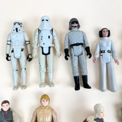 Seksten originale vintage Star Wars-figurer