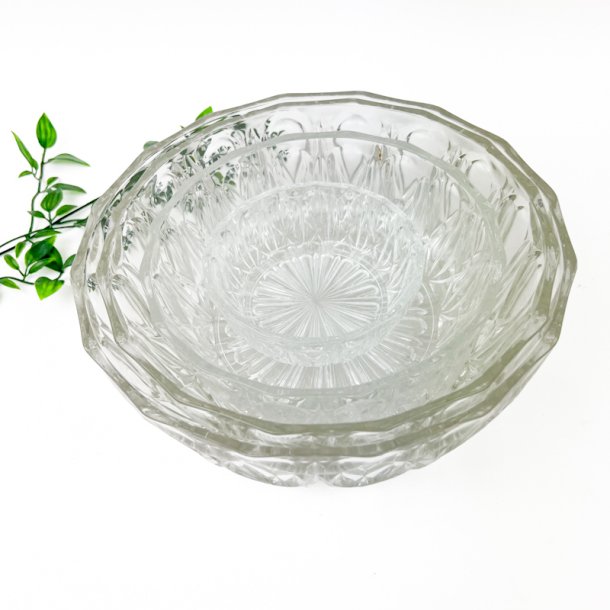 Fire m�nstrede vintage glassk�le