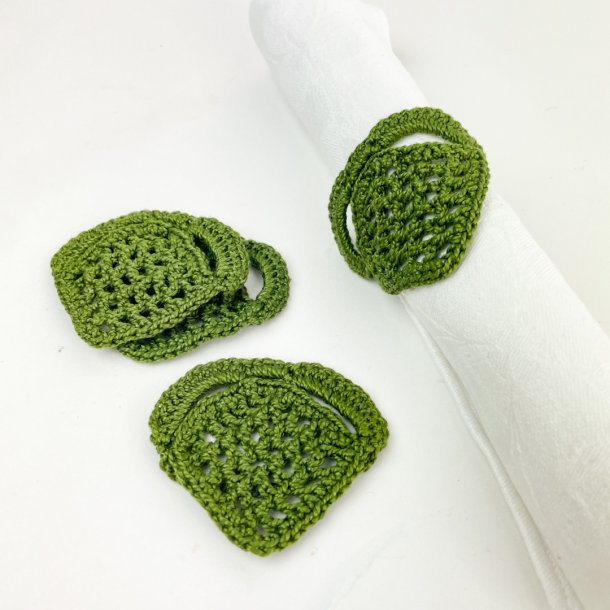 Fire grnne hklede servietringe