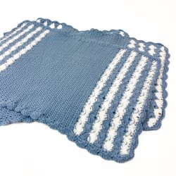 Fire hklede retro dkkeservietter i bl og hvid