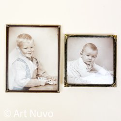To elegante vintage fotorammer