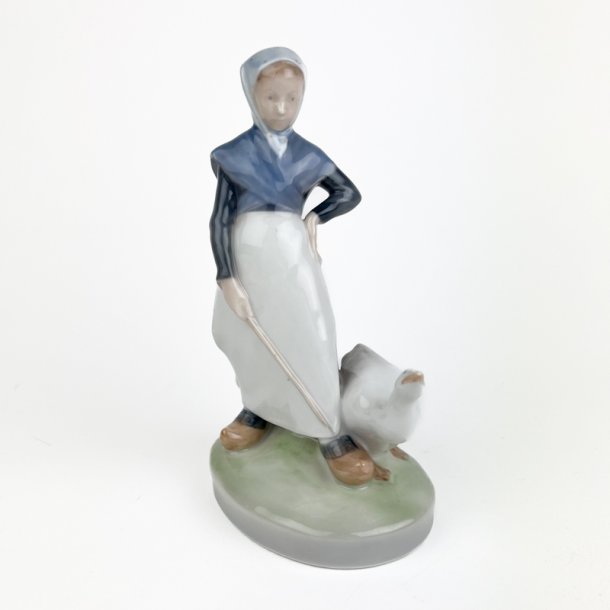 Royal Copenhagen G�sepige figur