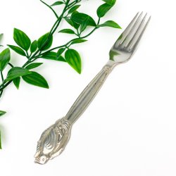 Dekorativ s�lvplet gaffel