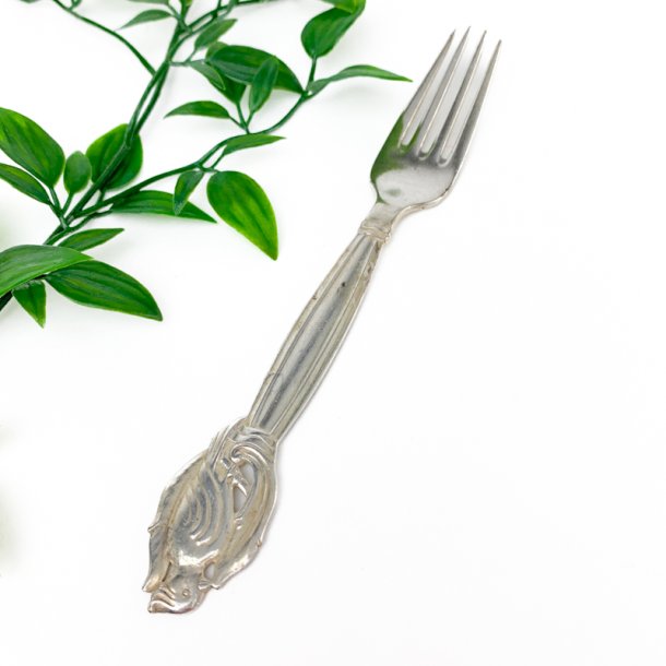 Dekorativ s�lvplet gaffel