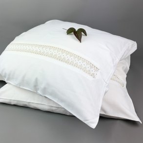 To hvide vintage pudebetrk med mellemvrk