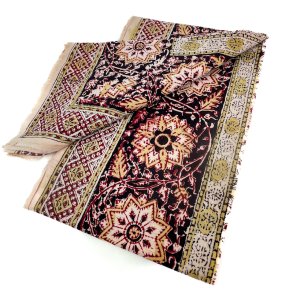 Vintage Tischdecke mit orientalischem Muster  130 cm