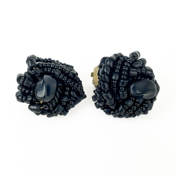 Vintage reclips med sorte perler