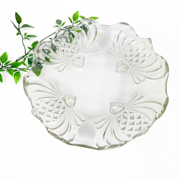Vintage glasfad med b�lget kant