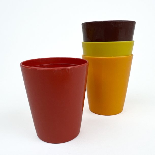 Fire sm� Tupperware retro kopper
