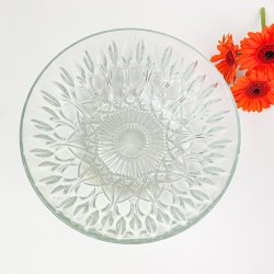 Klare Glasschale mit Muster