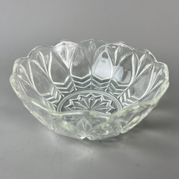 Klar vintage glassk�l