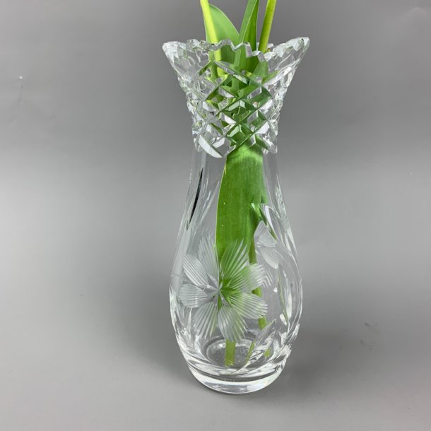 Vintage facetslebet krystalvase