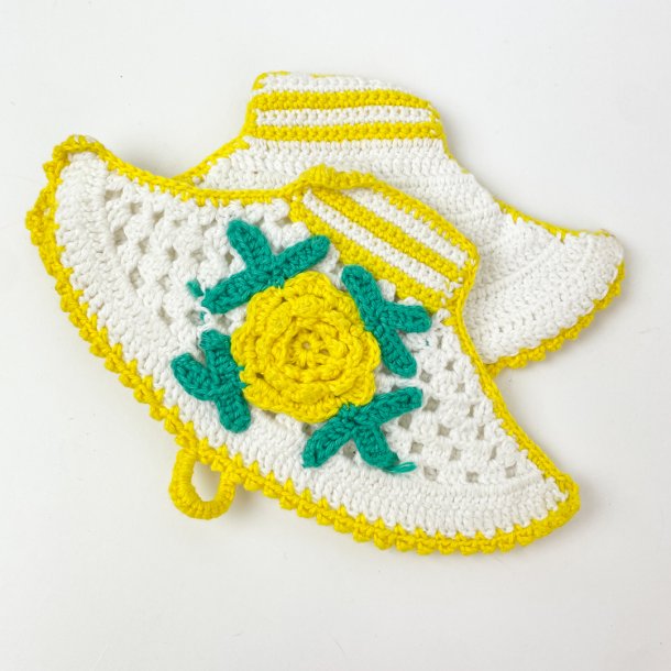 Hklede retro grydelapper med blomst