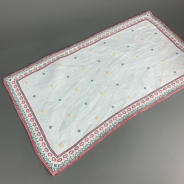 Hvid vintage lysedug � 55 cm