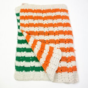 To gr�n-orange retro k�kkenh�ndkl�der