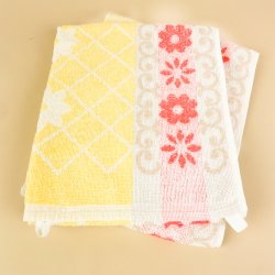 To gule vintage h�ndkl�der