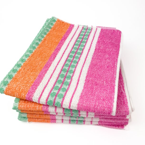 Fem retro hndklder i orange, pink og grn