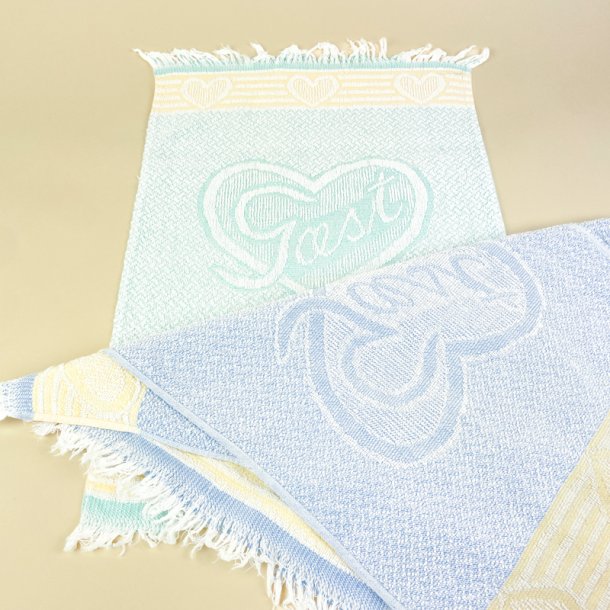 Tre vintage g�steh�ndkl�der pastelfarvede