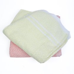 To pastelgule og rosa retro h�ndkl�der