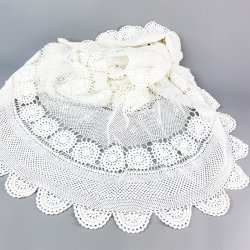 Smuk rund vintage dug �  � 150 cm