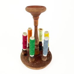 Drejet vintage tr�dholder i tr�