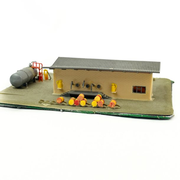 Shell l-Depot  Modellgebude fr Eisenbahnanlagen