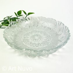 Klare Vintage Eisassiette mit Sternmuster