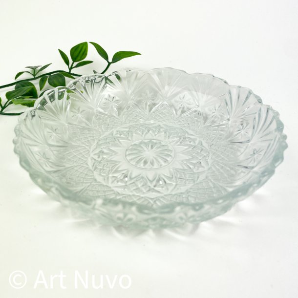 Klare Vintage Eisassiette mit Sternmuster