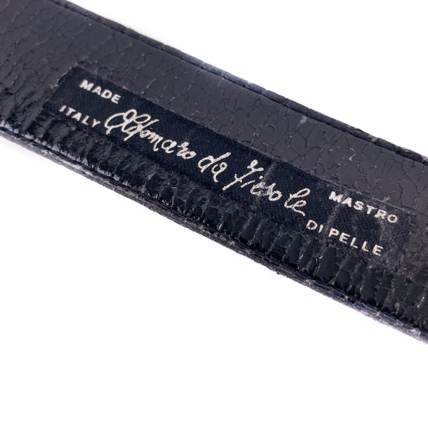 Cyclamfarbenes Vintage Grtel aus Wildleder