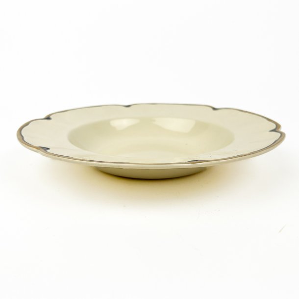 Engelsk Johnson Bros Victorian dyb tallerken