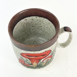 Retro krus med svampemotiv