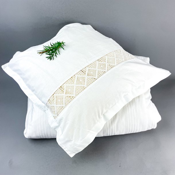 Weies Damast-Bettwsche-Set  Vintage