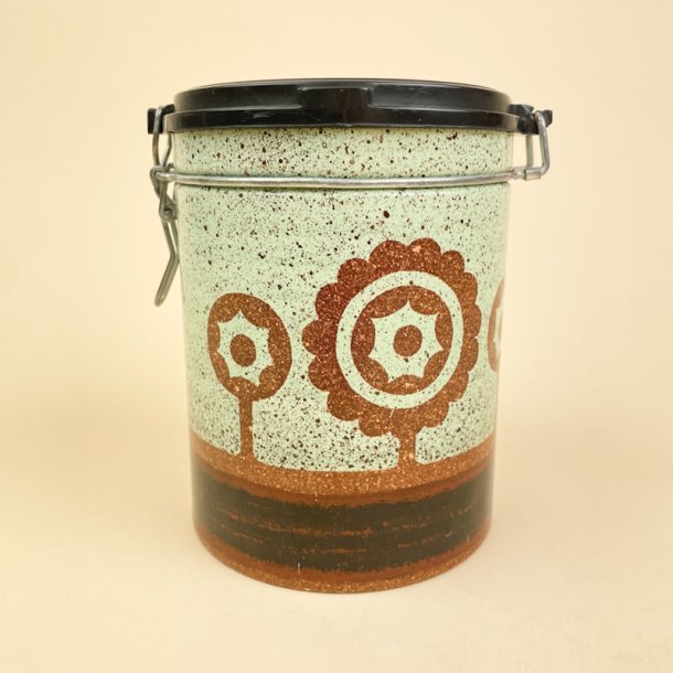 Retro kaffed�se med blomstermotiv