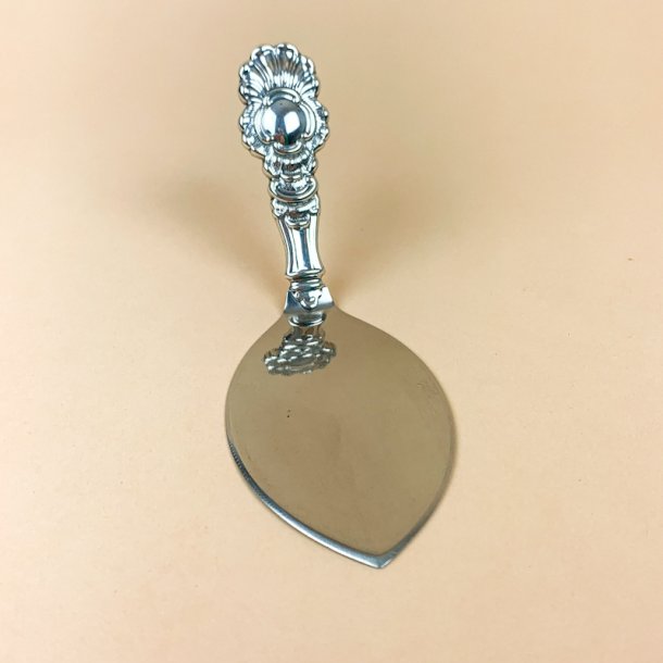 S�lv kagespade � Tret�rnet s�lvskaft