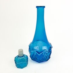 Dekorativ turkis retro karaffel