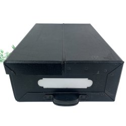 Schwarze Retro Aufbewahrungsbox mit Griff