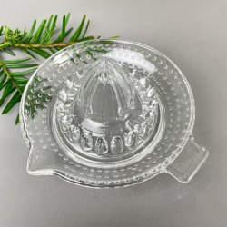 Klarer Retro-Zitronenpresser