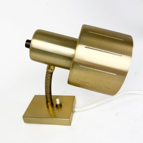 Gylden vintage bordlampe