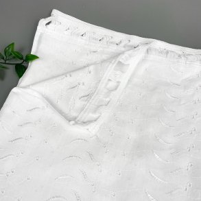 Weies Retro-Gardin  zwei Fcher