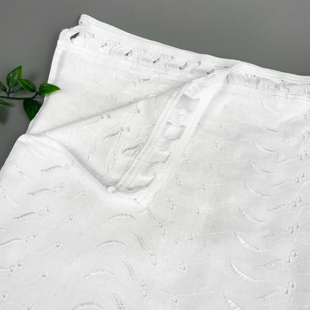 Hvidt broderie anglaise cafgardin  to fag