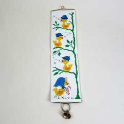 Broderet retro klokkestreng med kyllinger