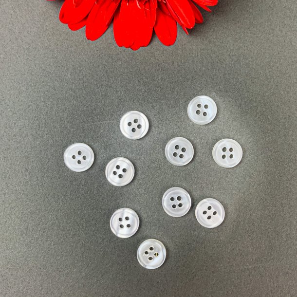 Ti sm�, klare vintage knapper - 8 mm