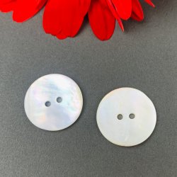 To vintage perlemorsknapper, natur - 18 mm