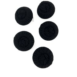 Fem sorte vintage passementerieknapper fra 1940erne