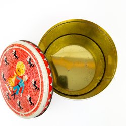 R�d vintage kaged�se cirkus