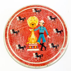 R�d vintage kaged�se cirkus