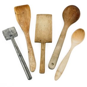 Fem vintage k�kkenredskaber