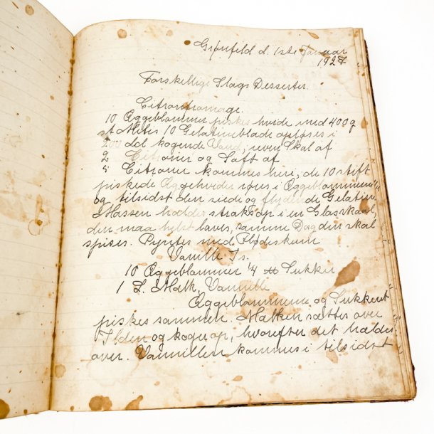 Antik h�ndskrevet kogebog � 1927